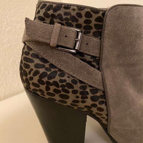 Jeanne Beker Suede Bootees - Picture 2 of 8